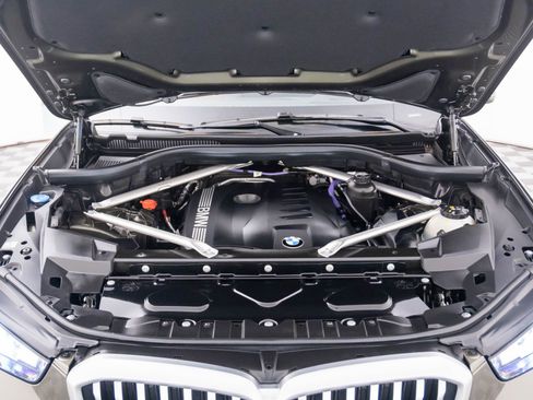 Certified 2025 BMW X5 xDrive40i w/ Premium Package image 30