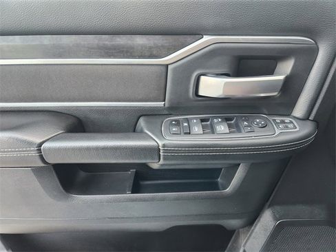Used 2024 RAM 2500 Big Horn image 18
