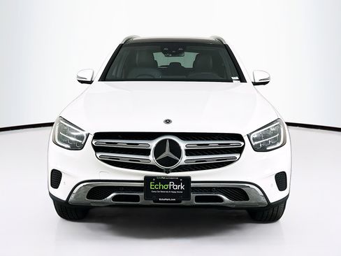 Used 2022 Mercedes-Benz GLC 300 4MATIC w/ Driver Assistance Package image 2