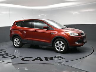 Used 2016 Ford Escape SE FWD video 2