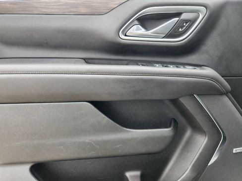 Used 2021 Chevrolet Tahoe Z71 image 23