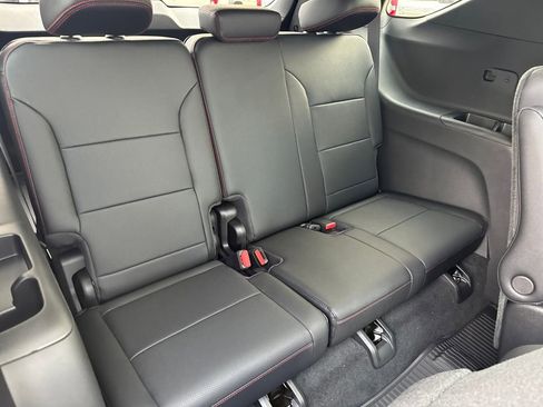 New 2026 Chevrolet Traverse RS w/ LPO, Floor Liner Package image 16