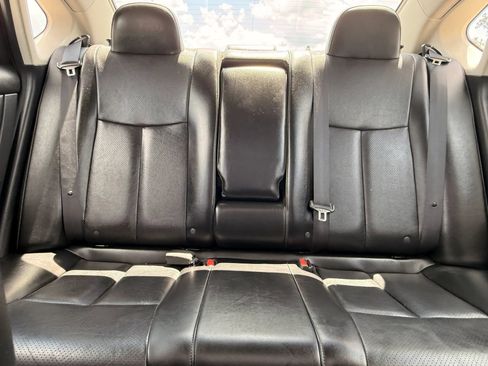 Used 2019 Nissan Sentra SL w/ Exterior Package FWD image 22