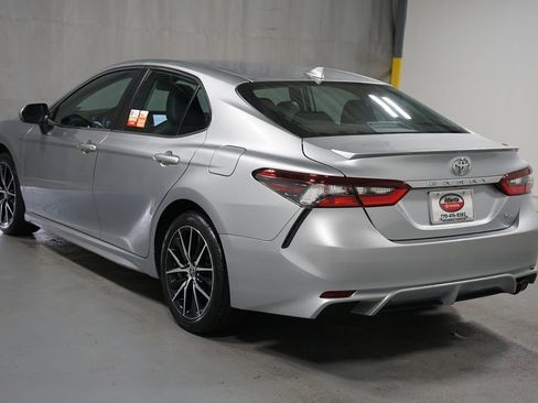 Certified 2024 Toyota Camry SE FWD image 6