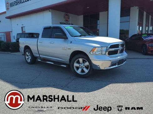 Used 2015 RAM 1500 Classic SLT AWD/4WD image 1