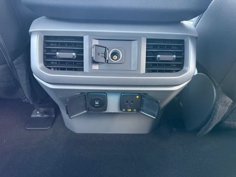 Used 2025 Ford F150 Lariat w/ Equipment Group 501A Mid AWD/4WD image 32