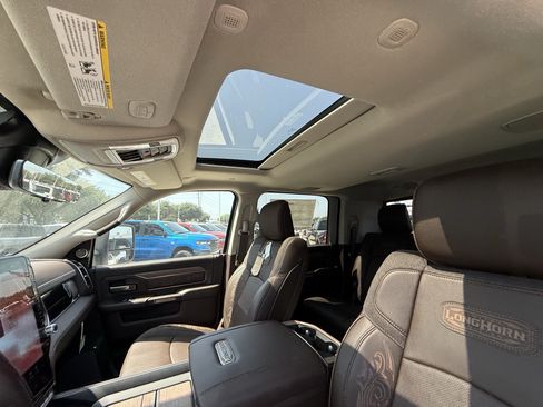 New 2026 RAM 2500 Limited AWD/4WD image 18