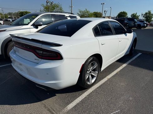 Used 2018 Dodge Charger SXT Plus image 4