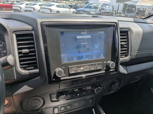 Used 2022 Nissan Frontier SV RWD image 21