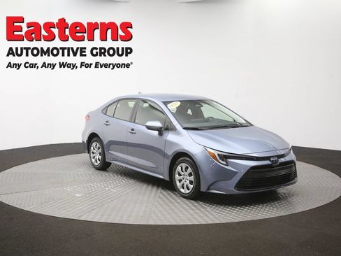 Used 2025 Toyota Corolla LE FWD image 43