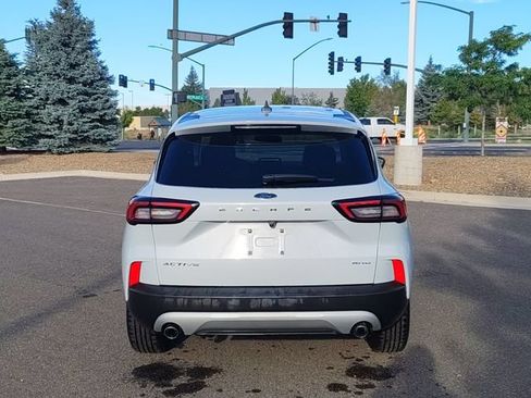 Used 2025 Ford Escape Active AWD/4WD image 4