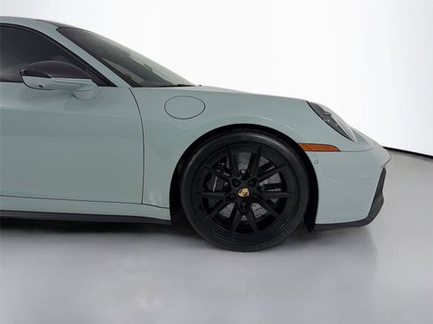 Used 2025 Porsche 911 Carrera 4 GTS AWD/4WD image 25