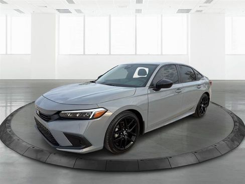 Used 2025 Honda Civic Sport image 5