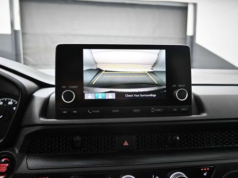 Used 2023 Honda CR-V EX image 8