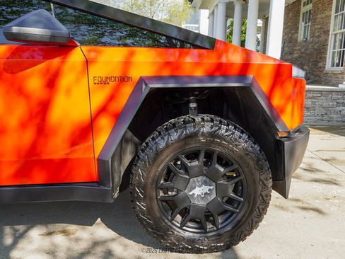 Used 2024 Tesla Cybertruck Cyberbeast image 11