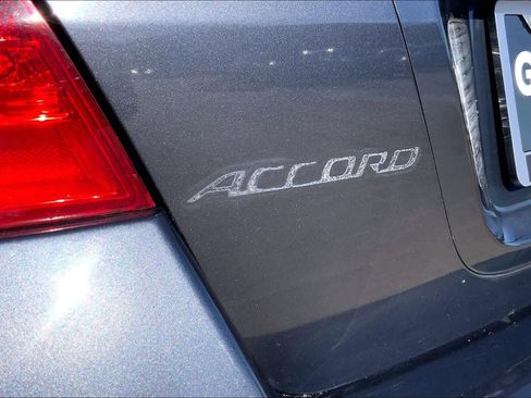 Used 2007 Honda Accord SE image 10