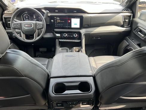 Used 2025 GMC Sierra 2500 AT4X AWD/4WD image 26