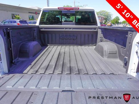 Used 2024 GMC Sierra 1500 AT4 w/ Technology Package AWD/4WD image 10