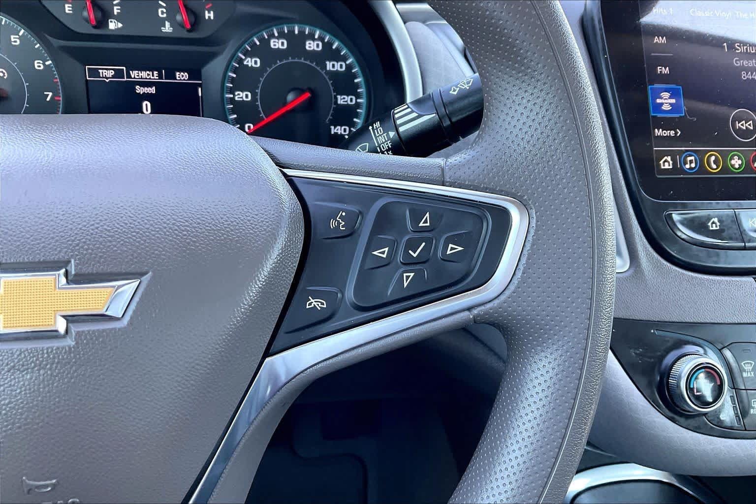 Used 2025 Chevrolet Malibu LT FWD image 24