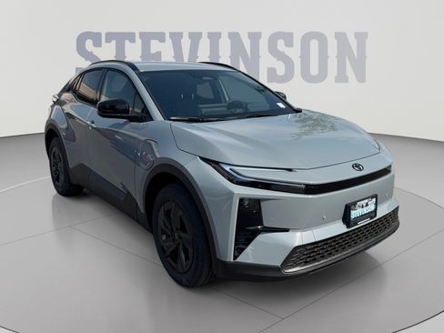New 2026 Toyota C-HR AWD/4WD image 7