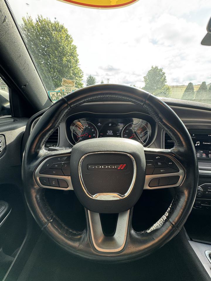 Used 2020 Dodge Charger SXT w/ Leather Interior Group RWD image 9