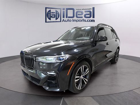 Used 2022 BMW X7 M50i w/ Dynamic Handling Package AWD/4WD image 1