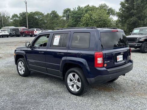 Used 2015 Jeep Patriot Latitude AWD/4WD image 4