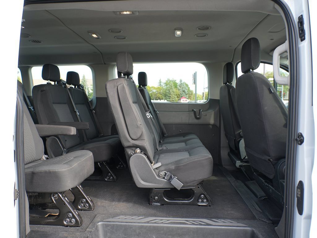 Used 2023 Ford Transit 350 XLT RWD image 18