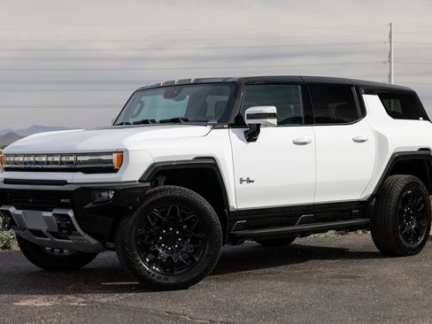 Used 2025 GMC Hummer EV 2X image 5