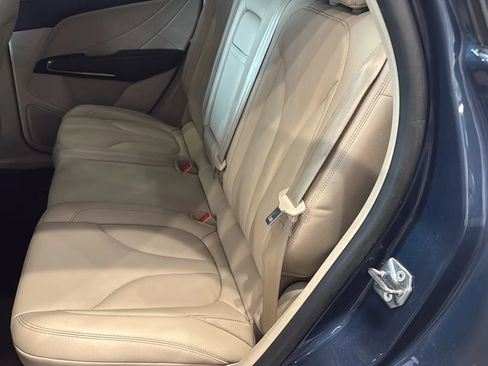 Used 2018 Lincoln MKC Premiere FWD image 28