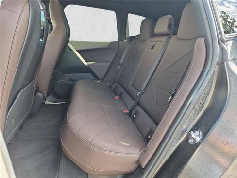Used 2024 BMW iX xDrive50 w/ Premium Package AWD/4WD image 14