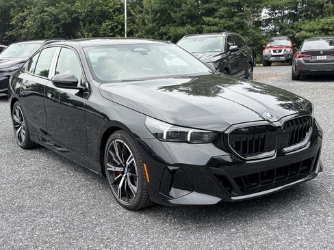 New 2027 BMW 540i xDrive w/ M Sport Package AWD/4WD image 3