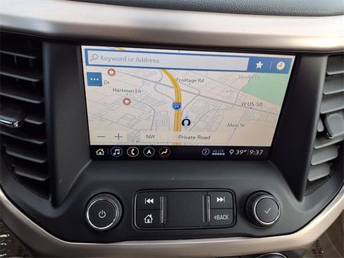 Used 2020 GMC Acadia Denali w/ Technology Package image 6