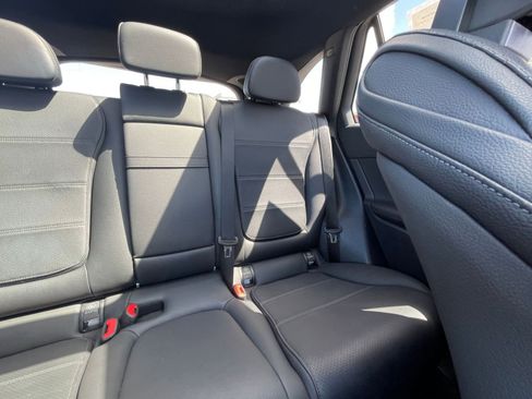 Used 2024 Mercedes-Benz GLC 300 image 37
