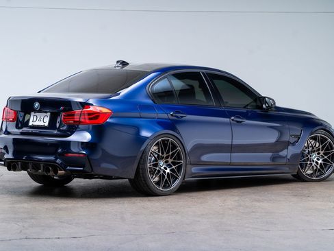 Used 2018 BMW M3 w/ Competition Package RWD image 11