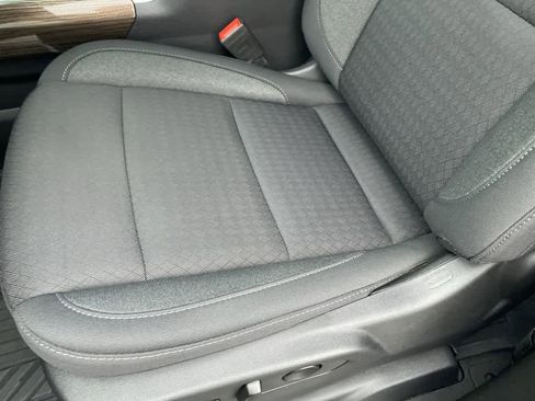 Used 2023 Chevrolet Silverado 1500 LT Trail Boss w/ LPO, Dark Essentials Package image 10