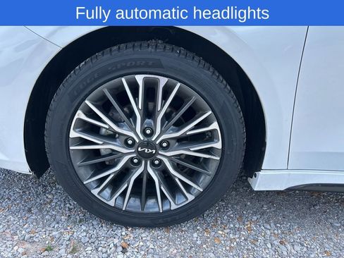 Used 2024 Kia Forte GT-Line image 10