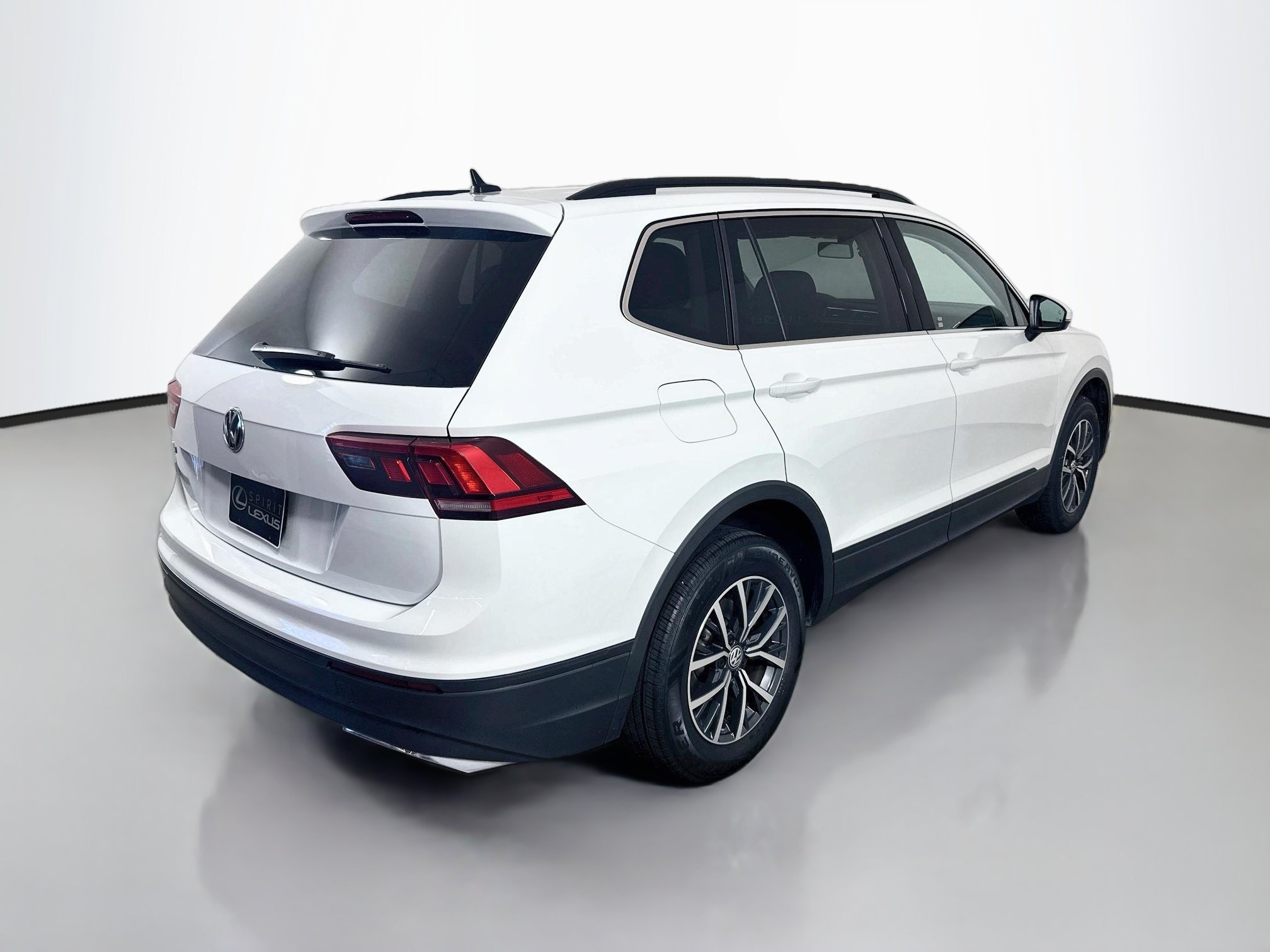 Used 2019 Volkswagen Tiguan SE FWD image 7