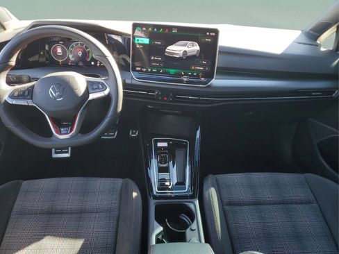 Used 2025 Volkswagen Golf S image 13