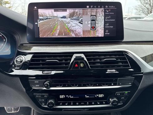 Certified 2022 BMW M550i xDrive w/ Executive Package image 26