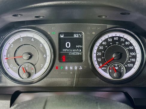 Used 2021 RAM 1500 Classic SLT AWD/4WD image 14