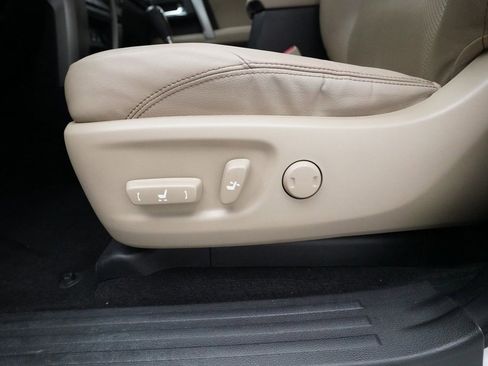 Used 2018 Toyota 4Runner Limited image 30