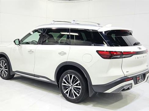 Used 2023 INFINITI QX60 Sensory w/ Vision Package AWD/4WD image 6