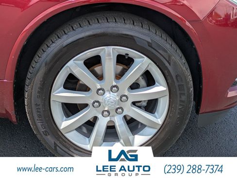 Used 2017 Buick Enclave Premium w/ Experience Buick Package AWD/4WD image 9