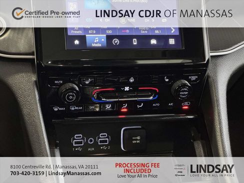 Used 2023 Jeep Grand Cherokee Laredo w/ Luxury Tech Group I AWD/4WD image 27