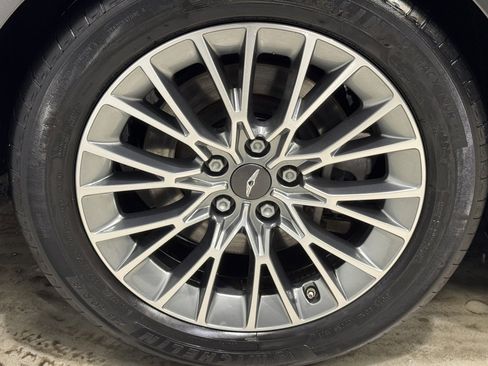 Used 2023 Genesis G80 2.5T image 9