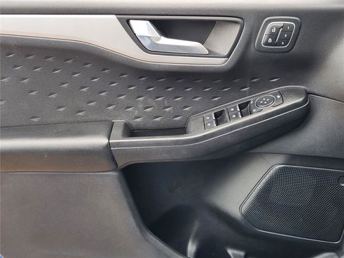 Used 2020 Ford Escape SEL FWD image 22