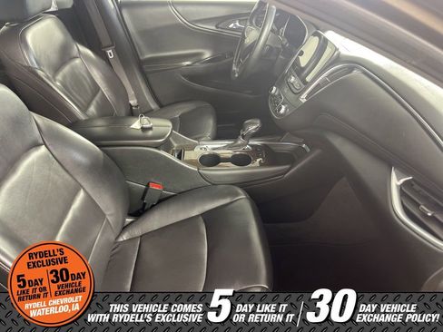 Used 2024 Chevrolet Malibu LT FWD image 14