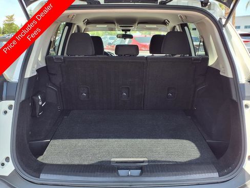 Used 2021 Nissan Rogue SV FWD image 17