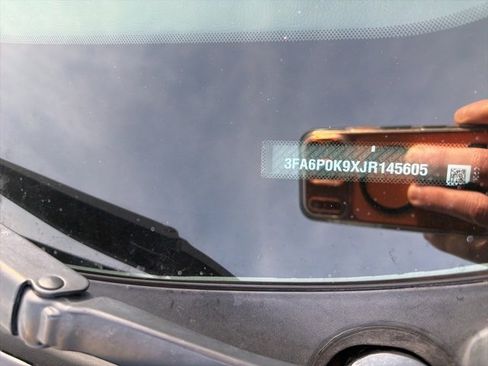 Used 2018 Ford Fusion Titanium image 5